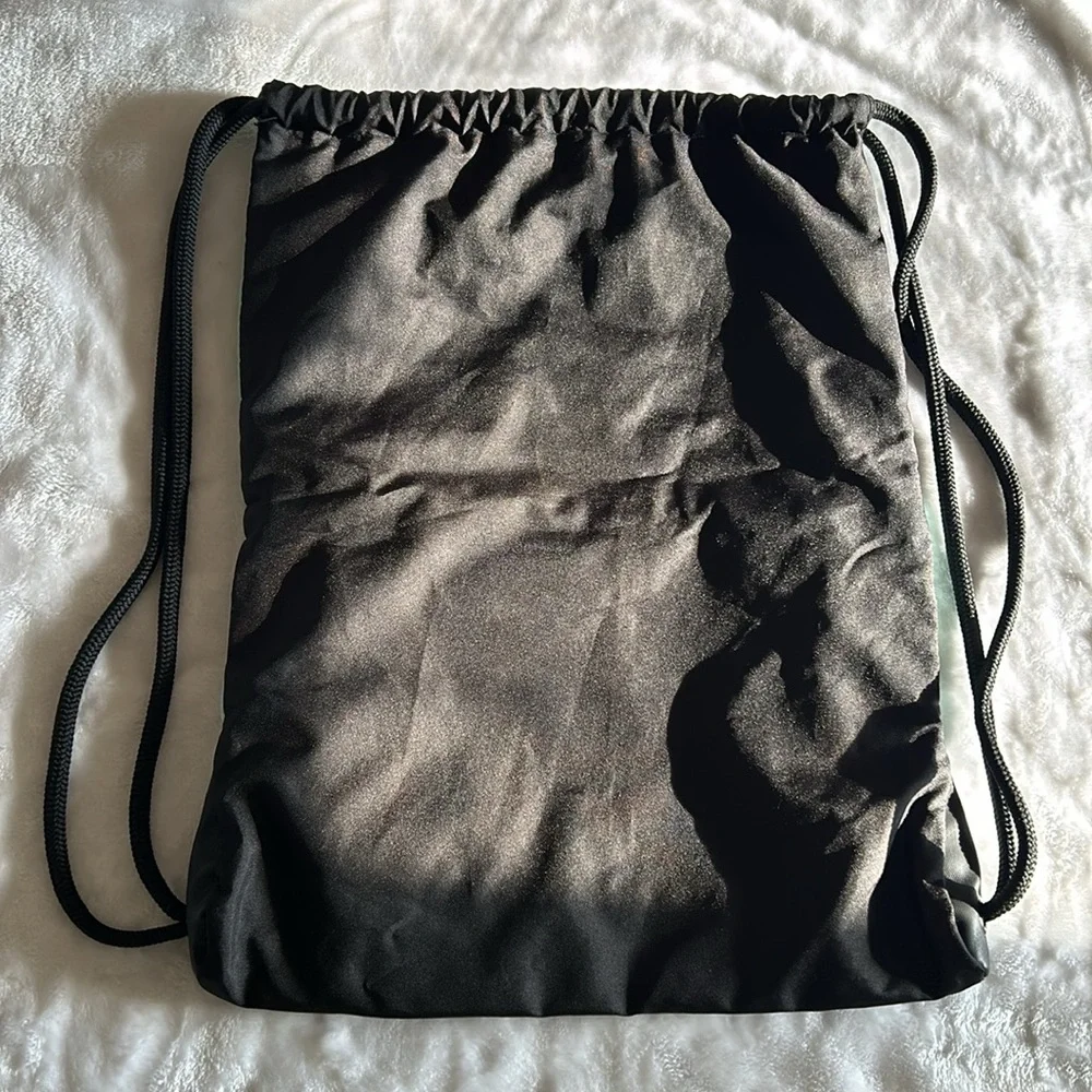 EUC Adidas Unisex Light Green Mint Green and Black Drawstring Backpack 18” 🦖